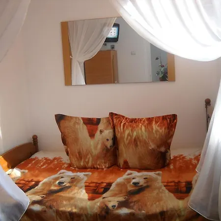 Vila Alunis Guest house *